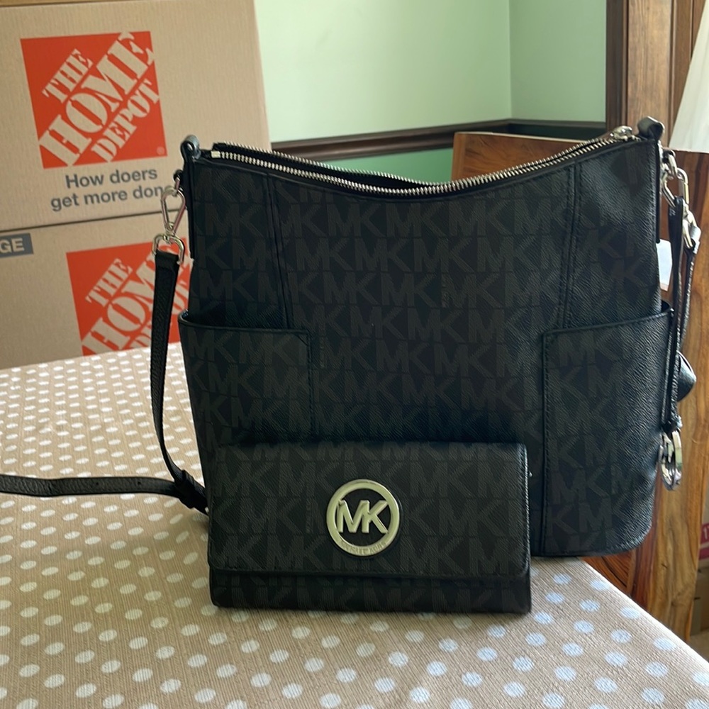 Michael Kors purse and wallet